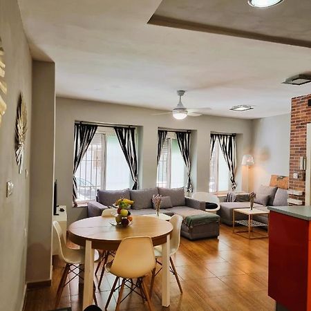 Claudia Tourist Apartment Аліканте Екстер'єр фото