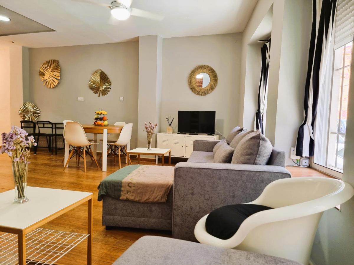 Claudia Tourist Apartment Аліканте Екстер'єр фото