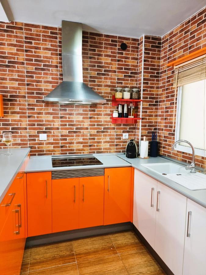 Claudia Tourist Apartment Аліканте Екстер'єр фото