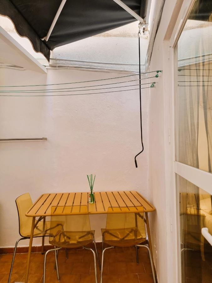 Claudia Tourist Apartment Аліканте Екстер'єр фото