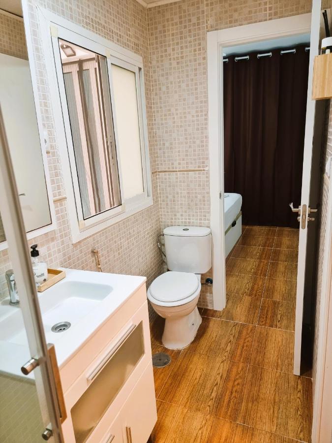 Claudia Tourist Apartment Аліканте Екстер'єр фото